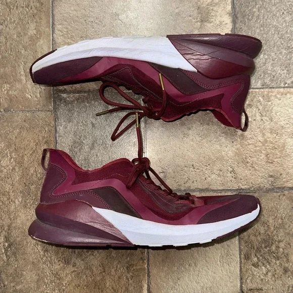 Fabletics Size 10” - Picture 1 of 7